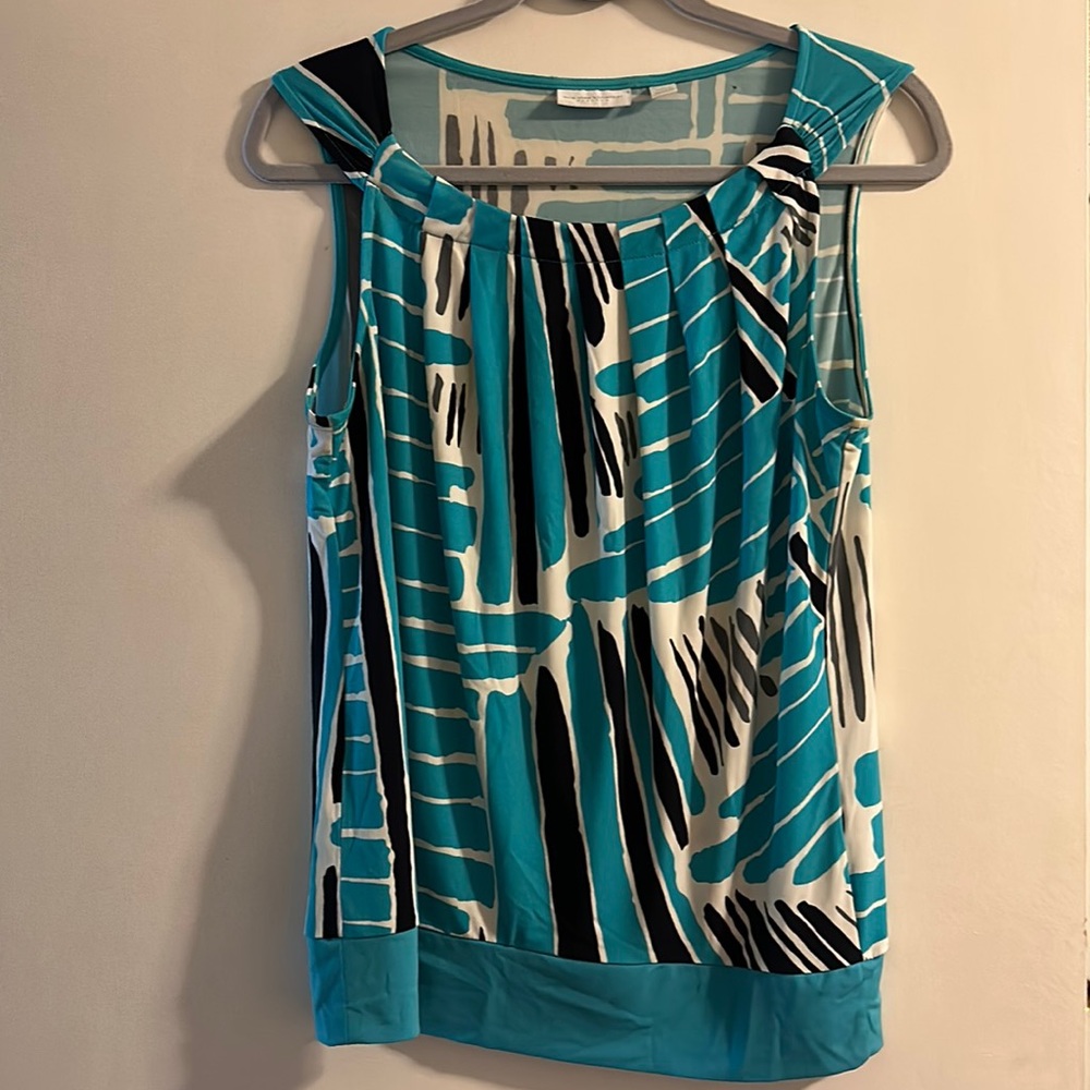 Stylish Sleeveless top